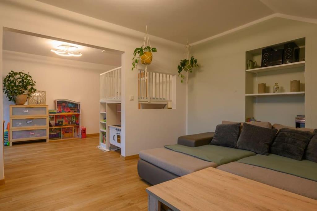 Family Apartment Бад Гоисерн Экстерьер фото